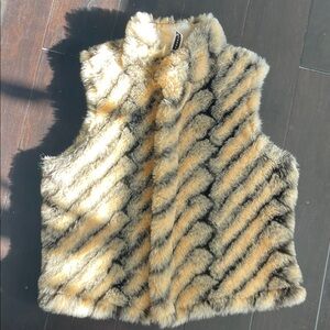 Vintage Forever 21 Faux Fur Vest in Tan and Black